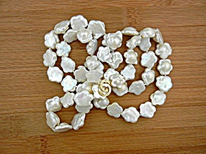 Reborn Keshi Pearls Flowers Necklace