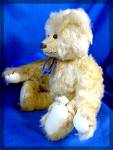 Click to view larger image of Arthur - mohair Teddy bear - original - 1992 (Image7)