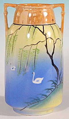 Vintage Luster Double Handle Swan Vase (Image1)