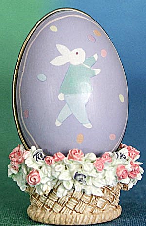 Vintage Hallmark Lavender Bunny Egg Candy Container (Image1)