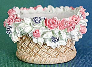 Egg Stand Basket Decorated with Flowers (Image1)