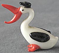 Vintage Glass Pelican Figurine (Image1)