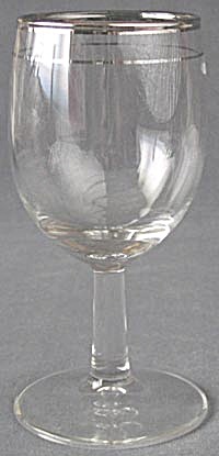 Silver Rim Wine Glasses Set of 8 (Image1)