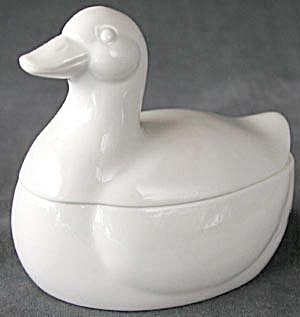 Vintage Porcelain Duck Box (Image1)