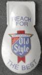 Click here to enlarge image and see more about item BREWAD40: Vintage Heileman’s Old Style Beer Advertising Clicker
