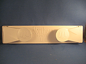 Metal Northern Towel Holder (Image1)
