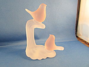 Crowning Touch Bird Statue