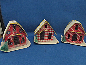 Three Gingham Christmas House Ornaments (Image1)