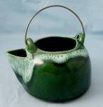 Click here to enlarge image and see more about item TE4419: Kettle Shaped Planter