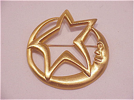 Matte Gold Tone Man In The Moon And Star Brooch