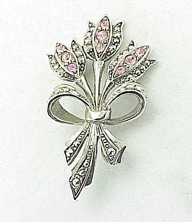 Avon Art Nouveau Style Pink Rhinestone 3 Flower Brooch