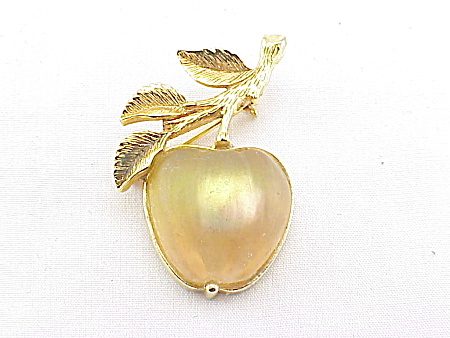 VINTAGE SARAH COVENTRY GLASS APPLE FORBIDDEN FRUIT BROOCH - BOOK PIECE (Image1)