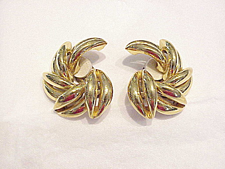 Marjorie Baer Sf Large Gold Tone Crescent Swirl Clip Earrings