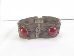 Click to view larger image of VINTAGE SILVER TONE MESH CARNELIAN GLASS STONE BRACELET (Image1)