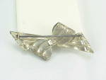Click to view larger image of VINTAGE FORSTNER ETCHED RIBBON BOW STERLING SILVER BROOCH (Image2)