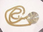 Click to view larger image of VINTAGE PARKLANE GOLD TONE MABE PEARL PENDANT NECKLACE  (Image3)