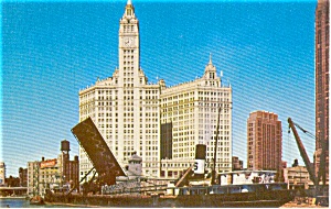 Chicago IL Wrigley Building Postcard p1213 (Image1)