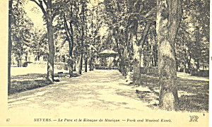 Park and Musical Kiosk  Nevers France p19577 (Image1)