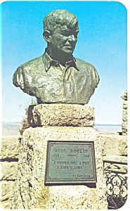 Will Rogers Bust Cheyenne Mt Co Postcard P8926